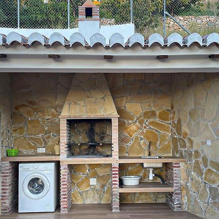 Amazing Home In Frigiliana With Kitchen Ngoại thất bức ảnh