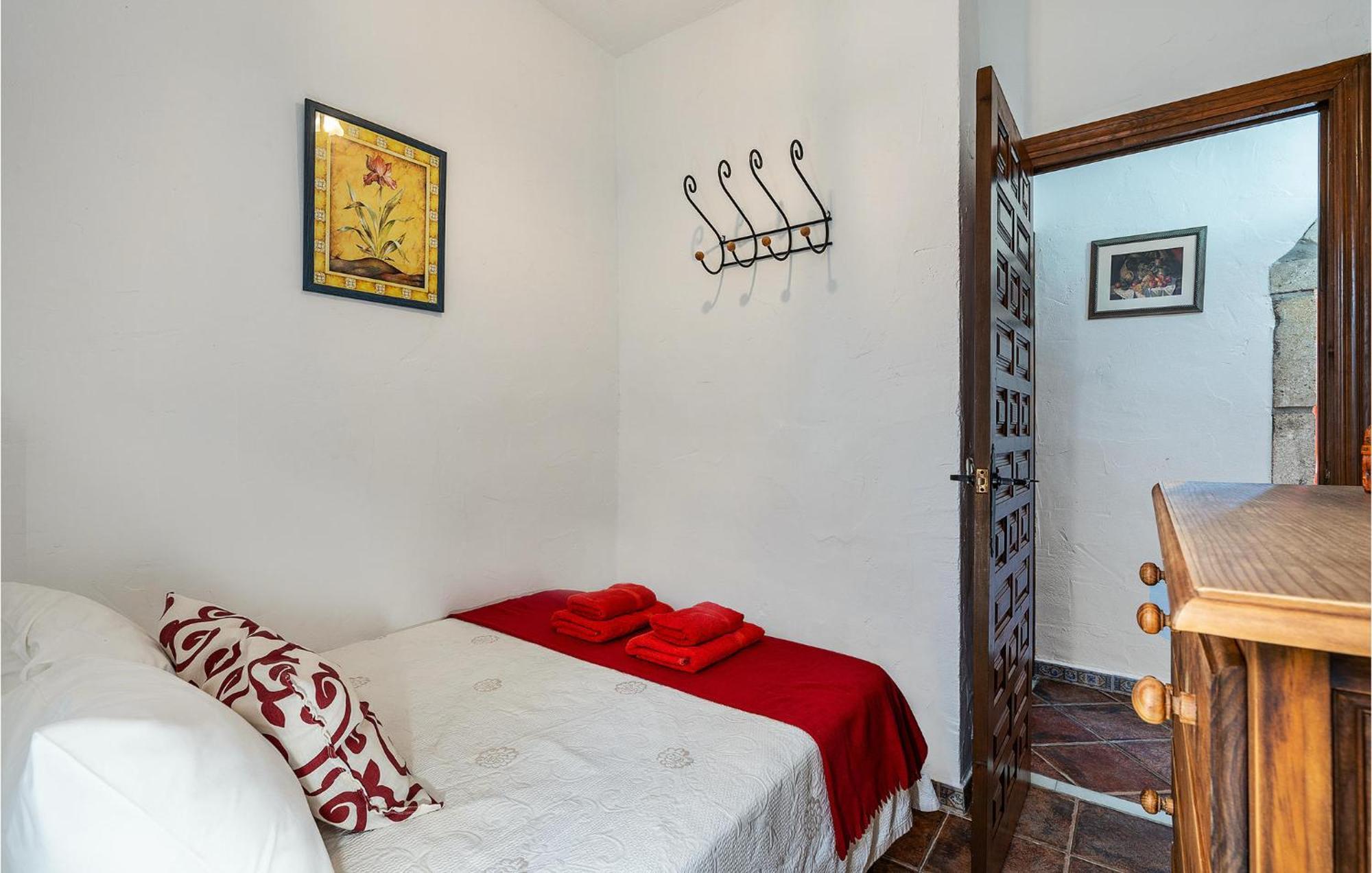 Amazing Home In Frigiliana With Kitchen Ngoại thất bức ảnh