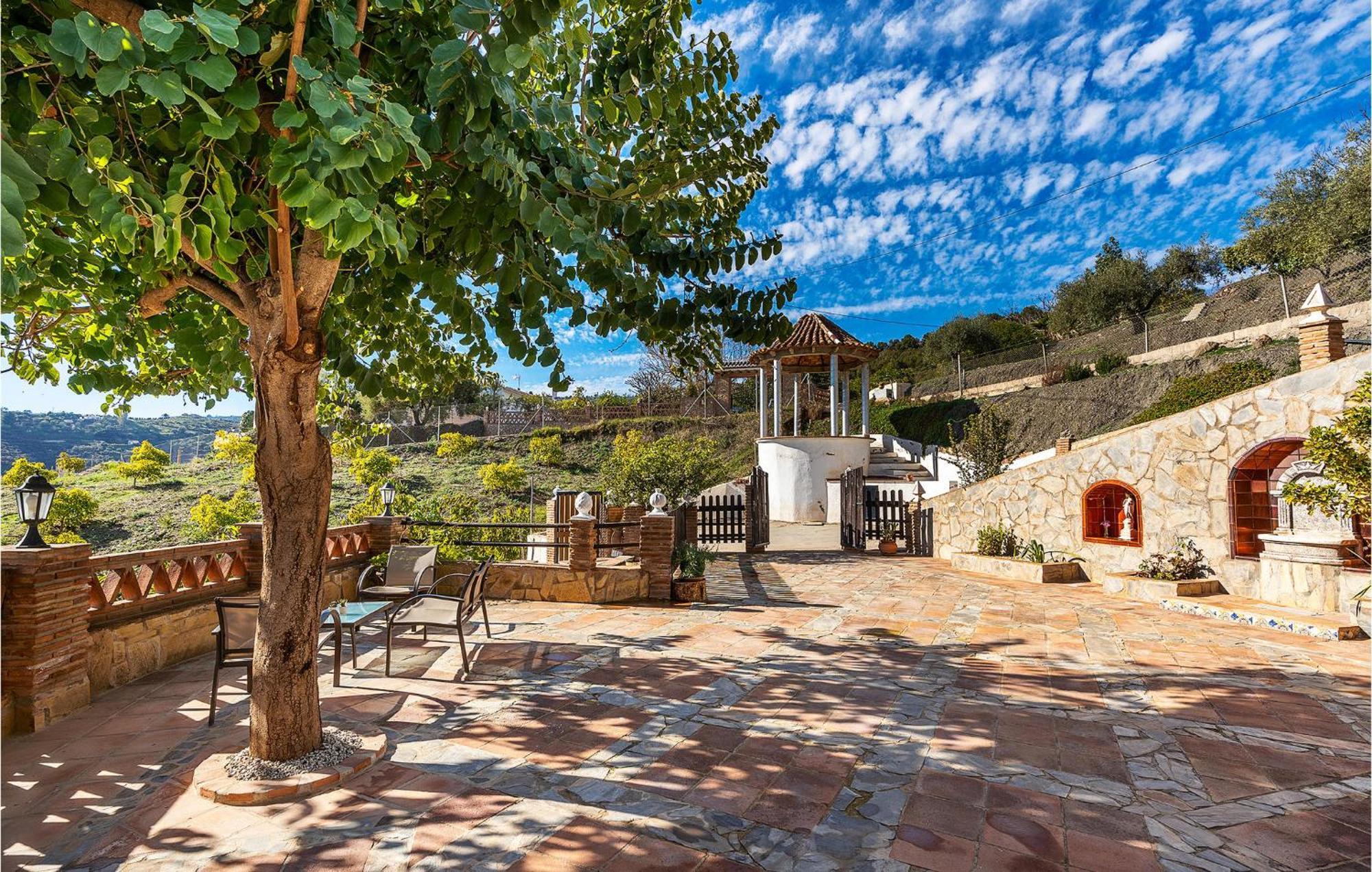 Amazing Home In Frigiliana With Kitchen Ngoại thất bức ảnh