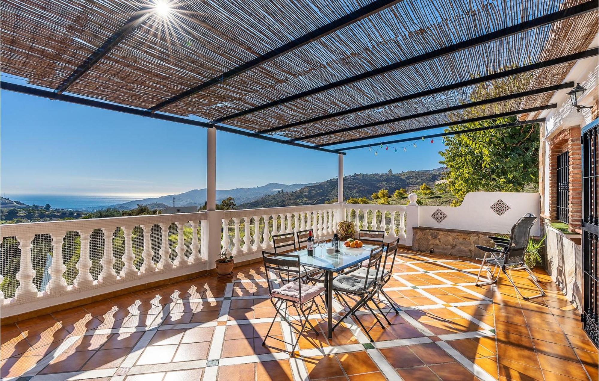 Amazing Home In Frigiliana With Kitchen Ngoại thất bức ảnh