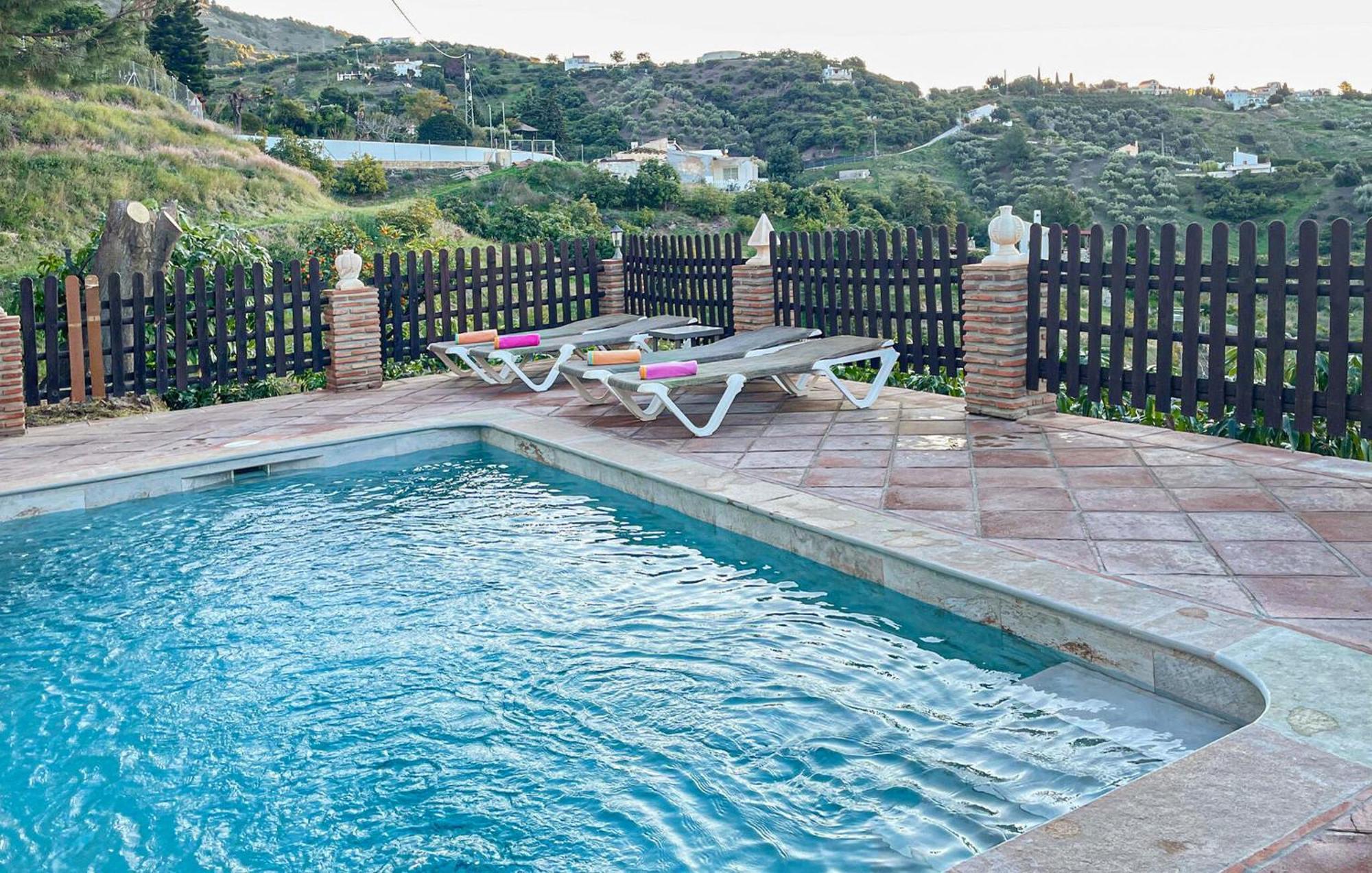 Amazing Home In Frigiliana With Kitchen Ngoại thất bức ảnh